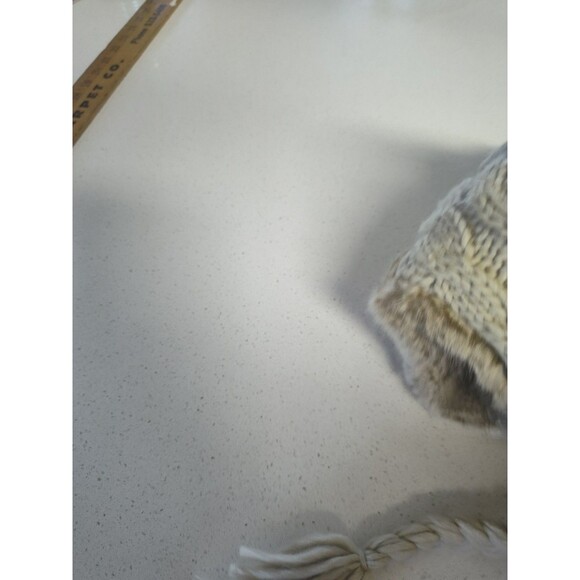 Aran Knit Winter Hat-44 Scotland Island Heritage Foundation Ties Pom Pom on Top - Picture 4 of 8